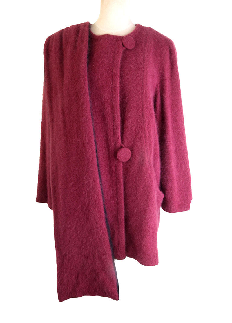 广东 广州一晌贪欢vintage universe女装/女士精品毛呢外套更新时间