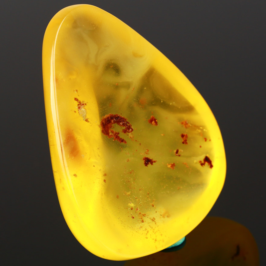 20.80克【强荧光】罕有鸡油黄植物蜜蜡挂件 725148