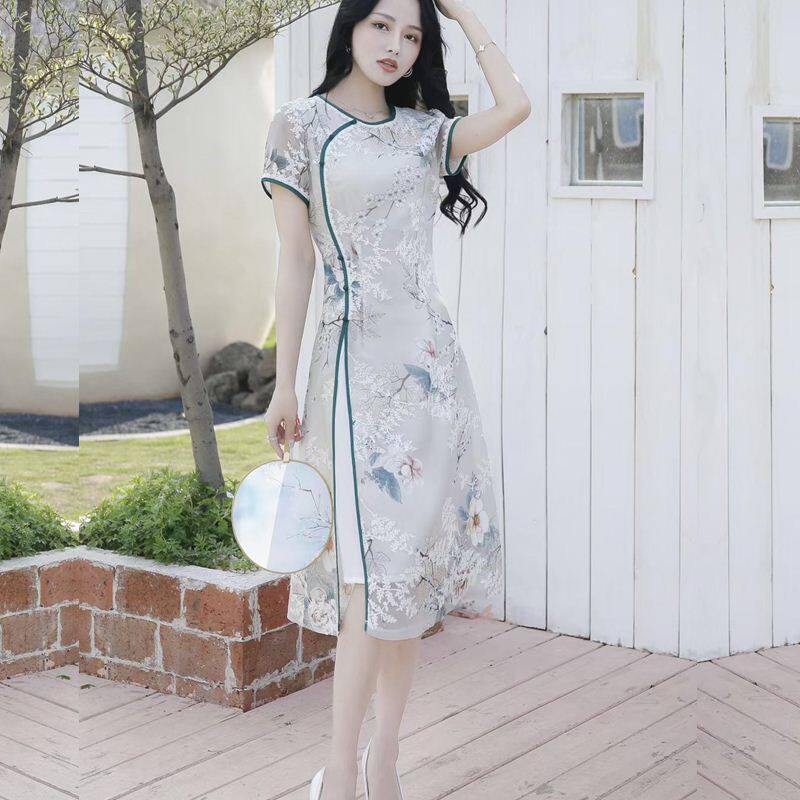 68米白色低领印花旗袍a字裙中长浅淡雅a版圆领带内衬越南奥黛裙子