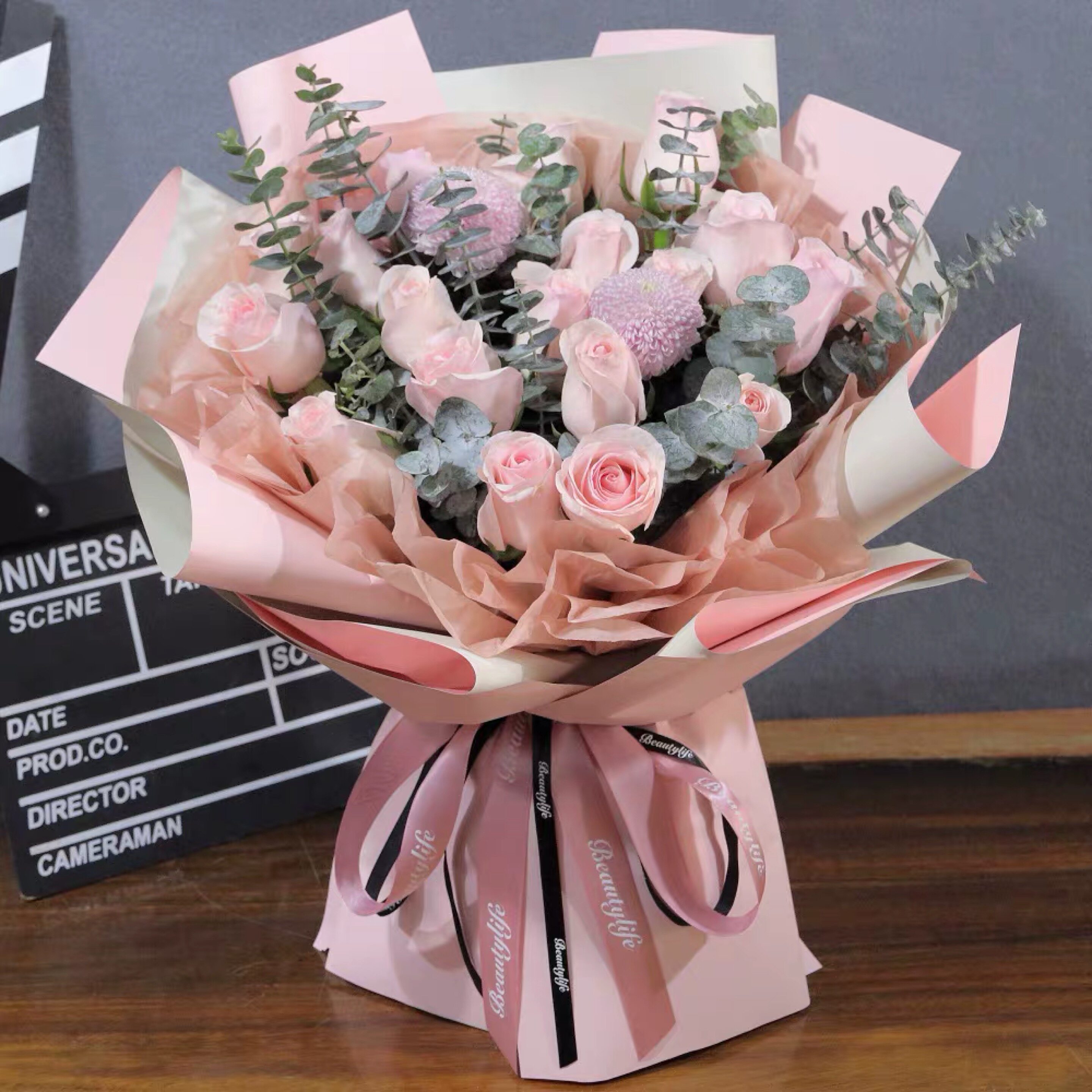 七夕通化鲜花康乃馨妈妈梅河河口市同城速递市内鲜花速递同城