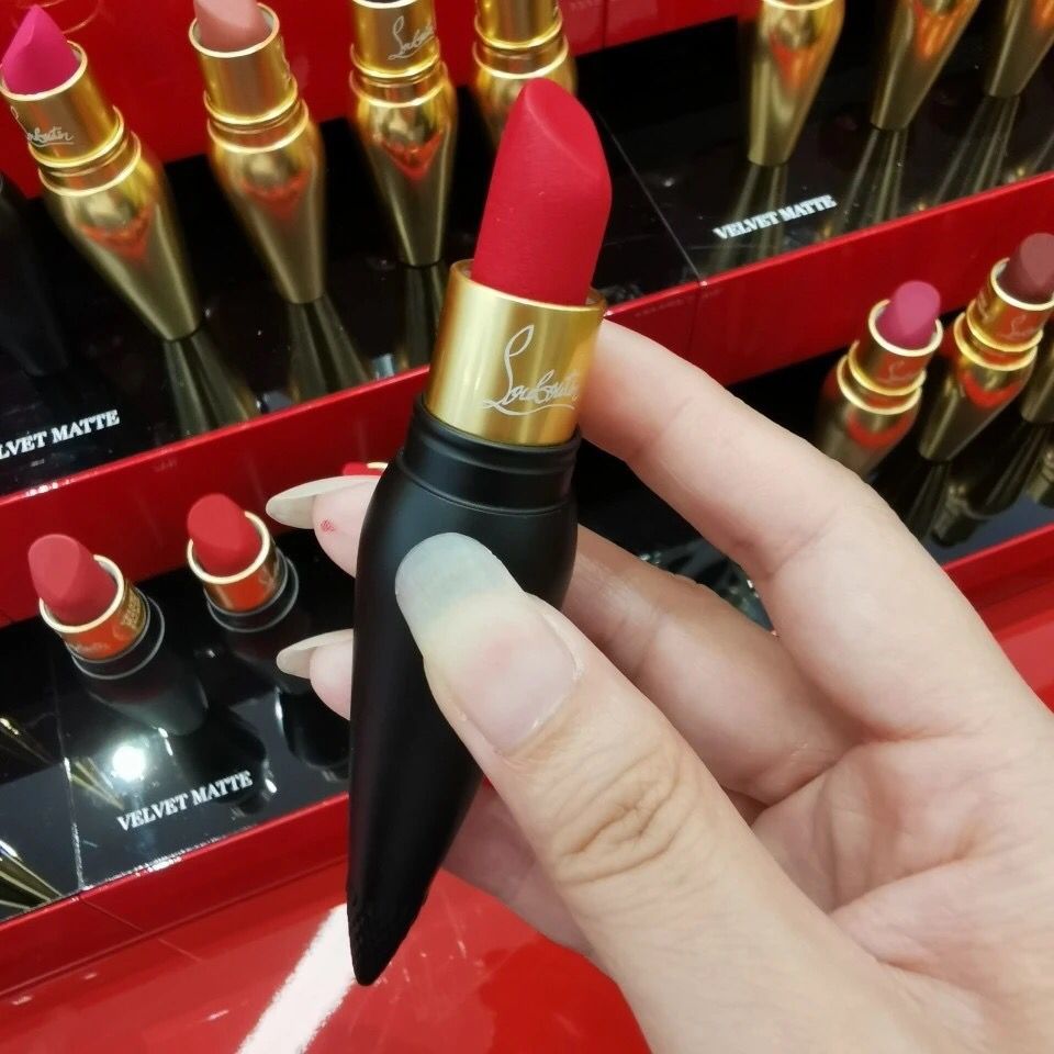 正品cl萝卜丁口红女王权杖001m哑光官方网旗舰礼盒情人节生日礼物