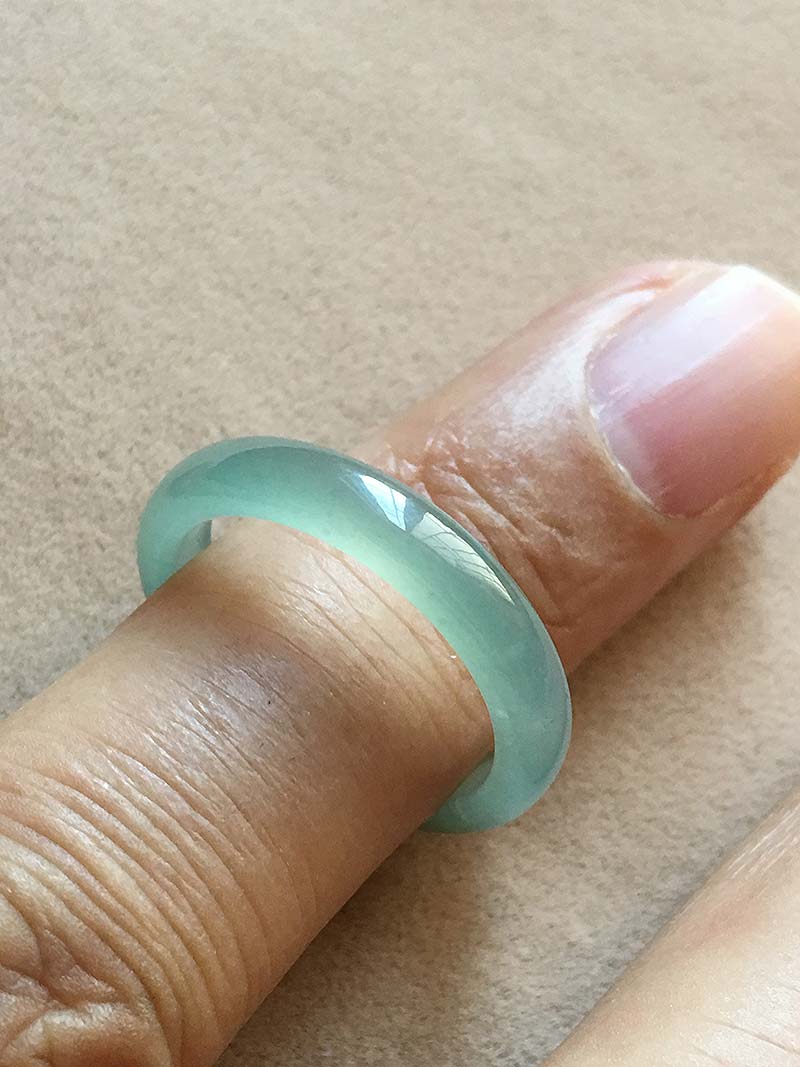 缅甸翡翠高冰种蓝水指环戒指细条玉戒18mma货老种冰湖水蓝17号圈