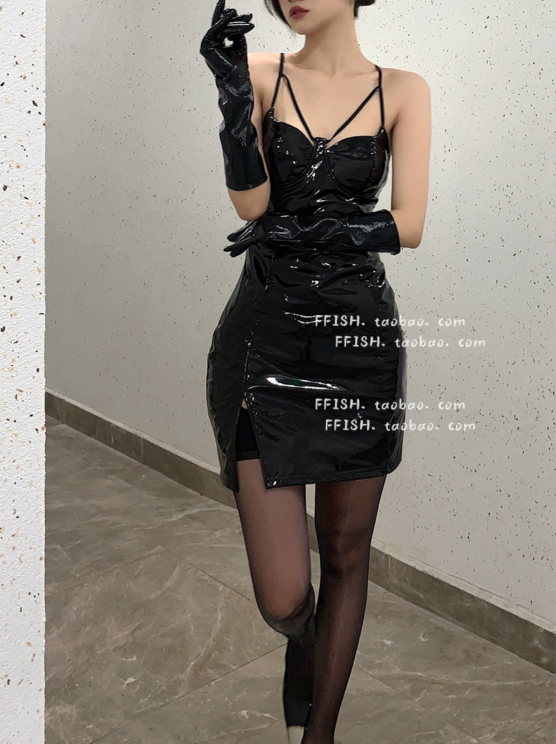 ffish「女特务一号」性感绑带漆皮开叉亮色收腰包臀吊带连衣裙女