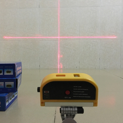 激光水平仪激光2线红外线 十字线水平打线仪 一字线激光地线仪