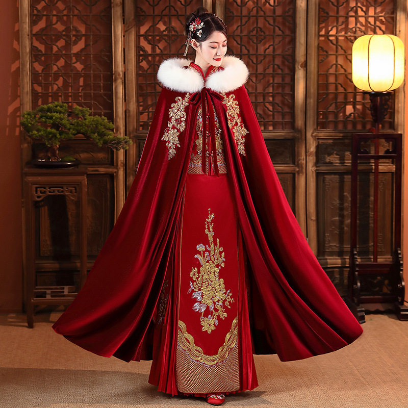 秀禾服丝绒红色新款新娘中式婚礼毛披肩斗篷加厚毛领汉服披风