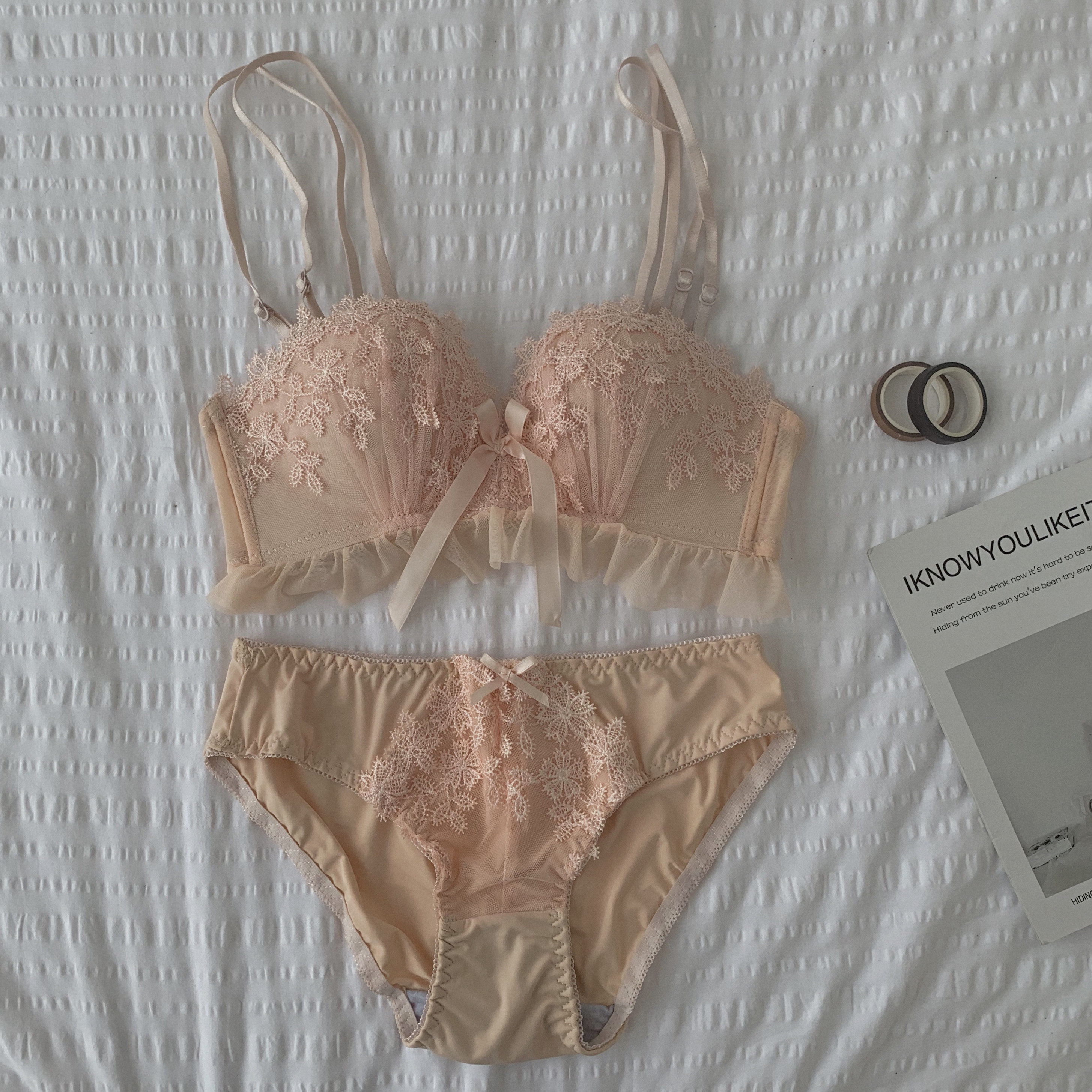 实价实拍 少女感蕾丝花边胸罩文胸无痕小胸内衣女聚拢内裤套装