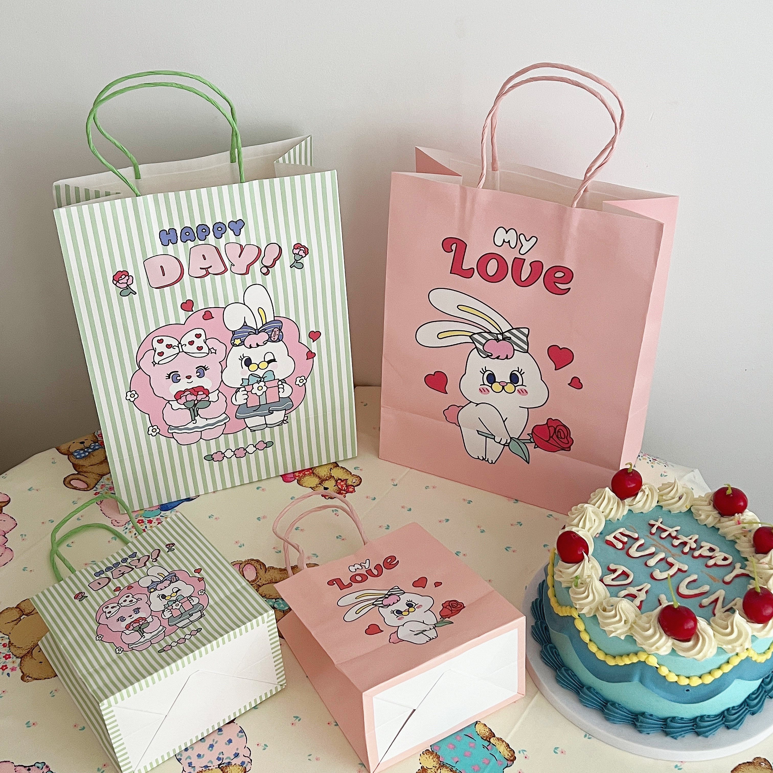 可爱迷你手提纸袋卡通兔兔熊熊生日礼物袋中号包装袋ins牛皮纸袋