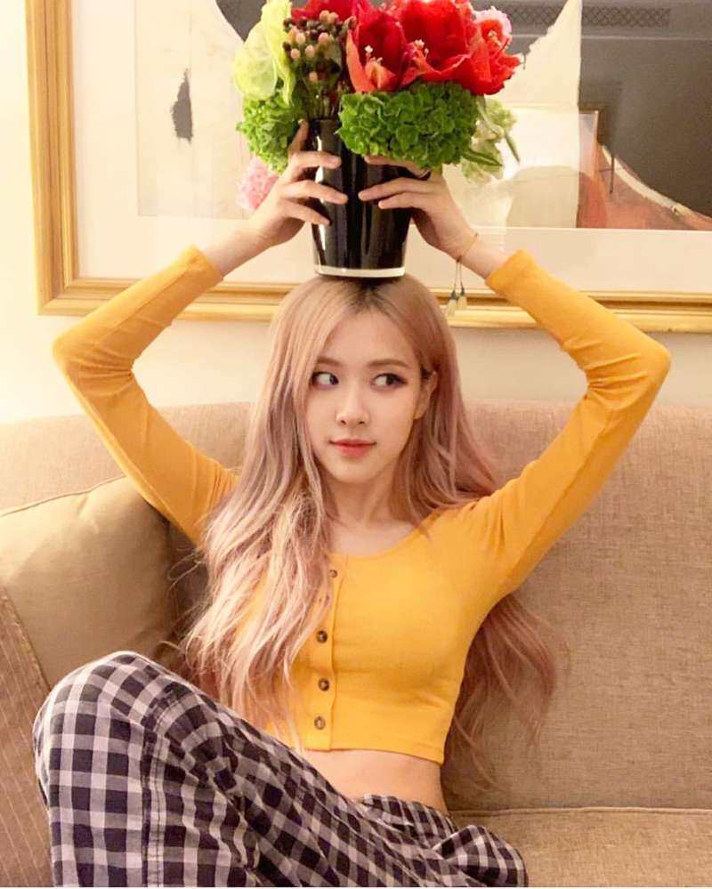 rose朴彩英ins同款姜黄色百搭大圆领单排扣针织开衫长袖t恤衫上衣