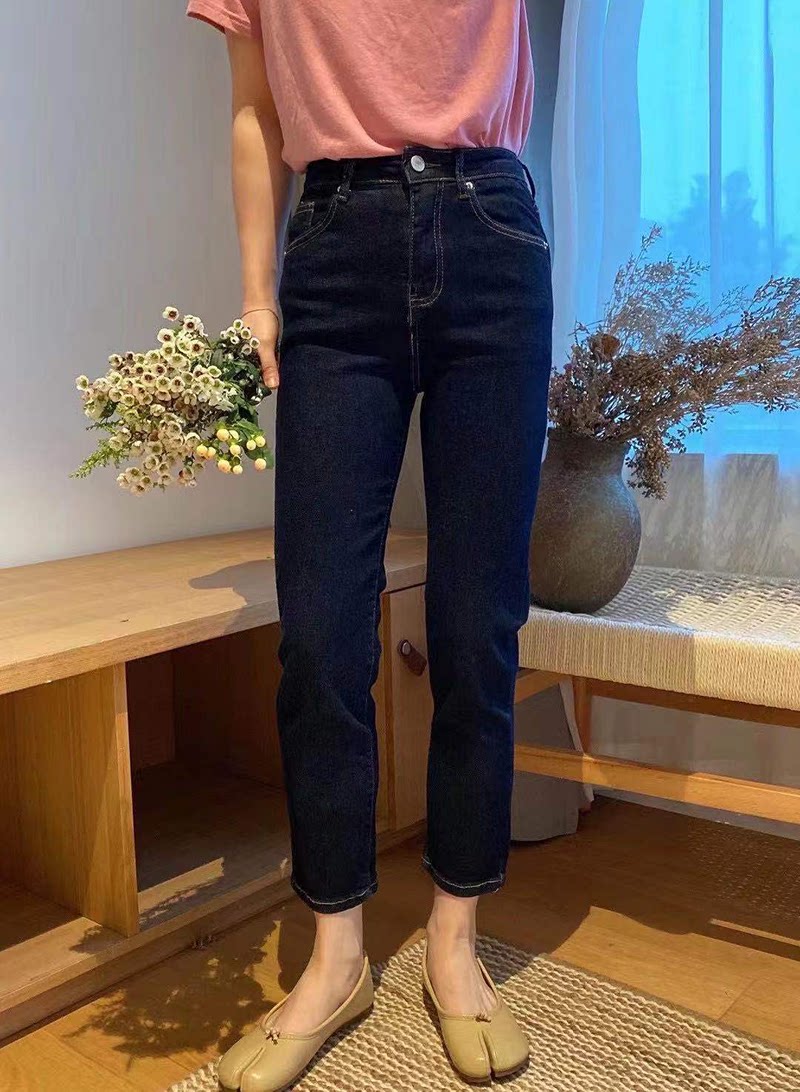 直筒烟管裤女2022早春新款时尚宽松高腰系扣浅蓝色九分通勤牛仔裤