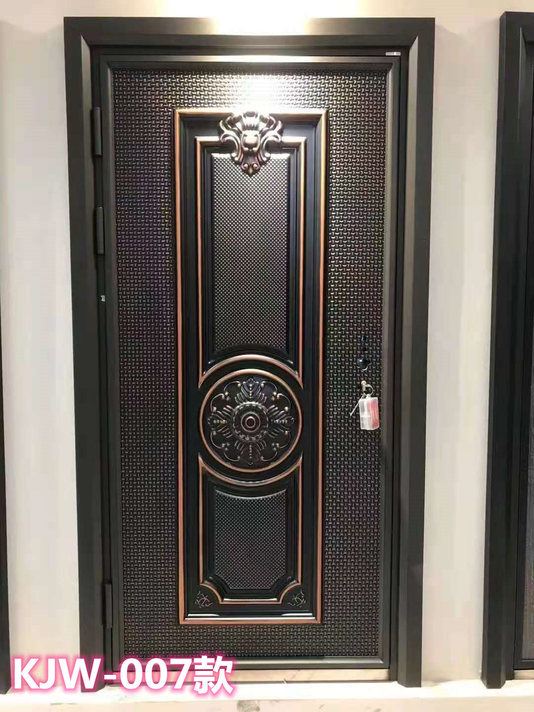 工厂直销平板防盗门安全门进户锌合金铸铝卡门铜门单门子母指纹锁已售