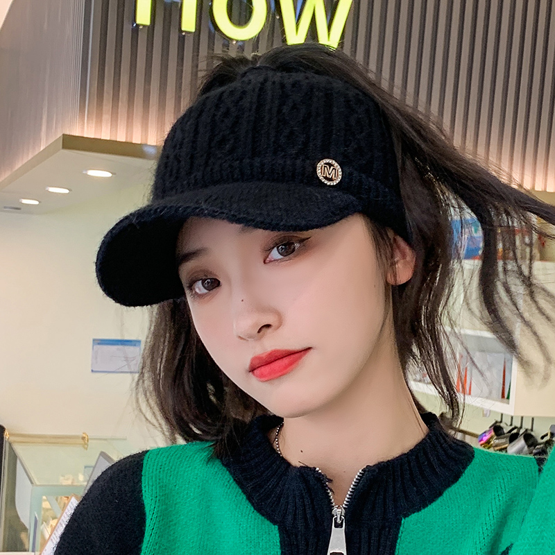 新款鸭舌帽子女秋冬黑色针织毛线帽加厚保暖护耳空顶帽休闲棒球帽