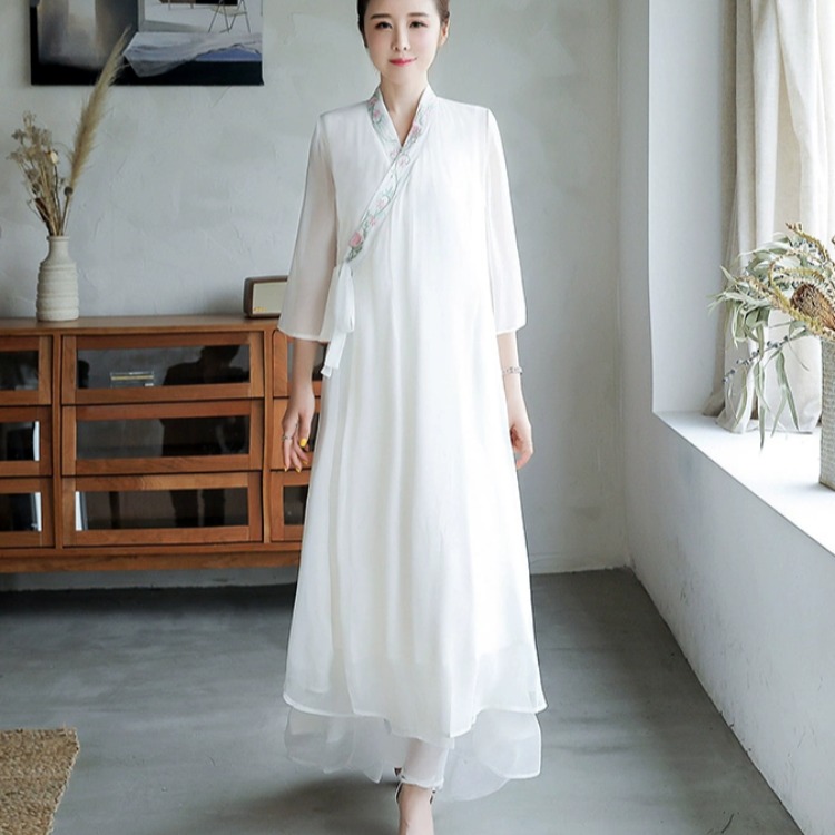 大码女装中长款白色裙子胖MM2024中国风复古汉唐刺绣新中式连衣裙