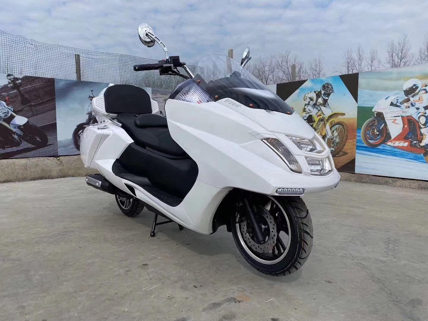 一折二手踏板摩托车
