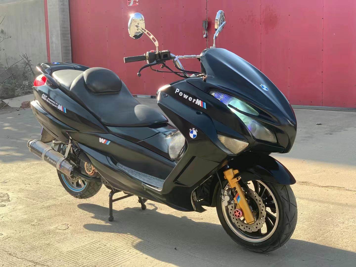 宝马巡航大踏板摩托车进口赛艇王雅马哈250马杰斯特水冷绵羊大船