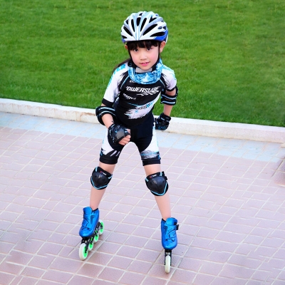 轮滑服儿童女价格