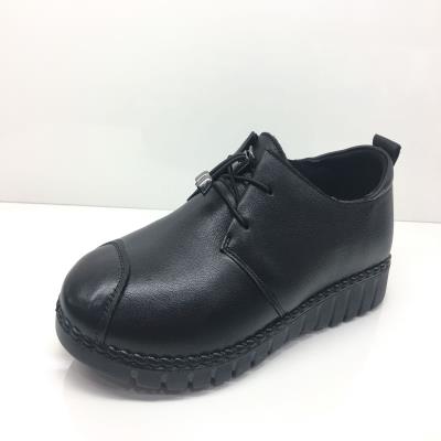 骆驼休闲深口皮鞋平底单鞋复古真皮英伦风商务女皮鞋a93312606 ￥ 359