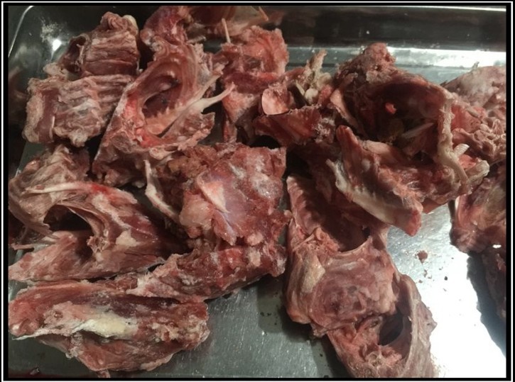 鸭架子冷冻喂狗鸭架喂狗的便宜鸡架子喂狗的便宜肉喂猫宠物吃30斤