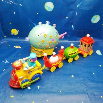 叮叮车飞飞鱼图片