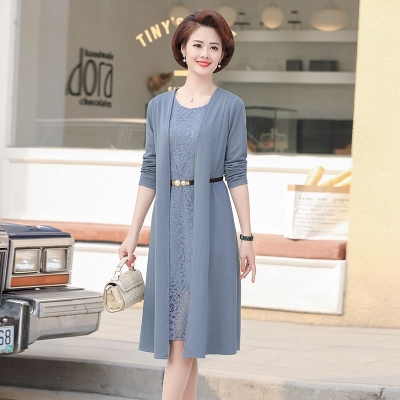 适合母亲节礼物衣服妈妈夏装裙子中年45岁女中老年2020新款连衣裙