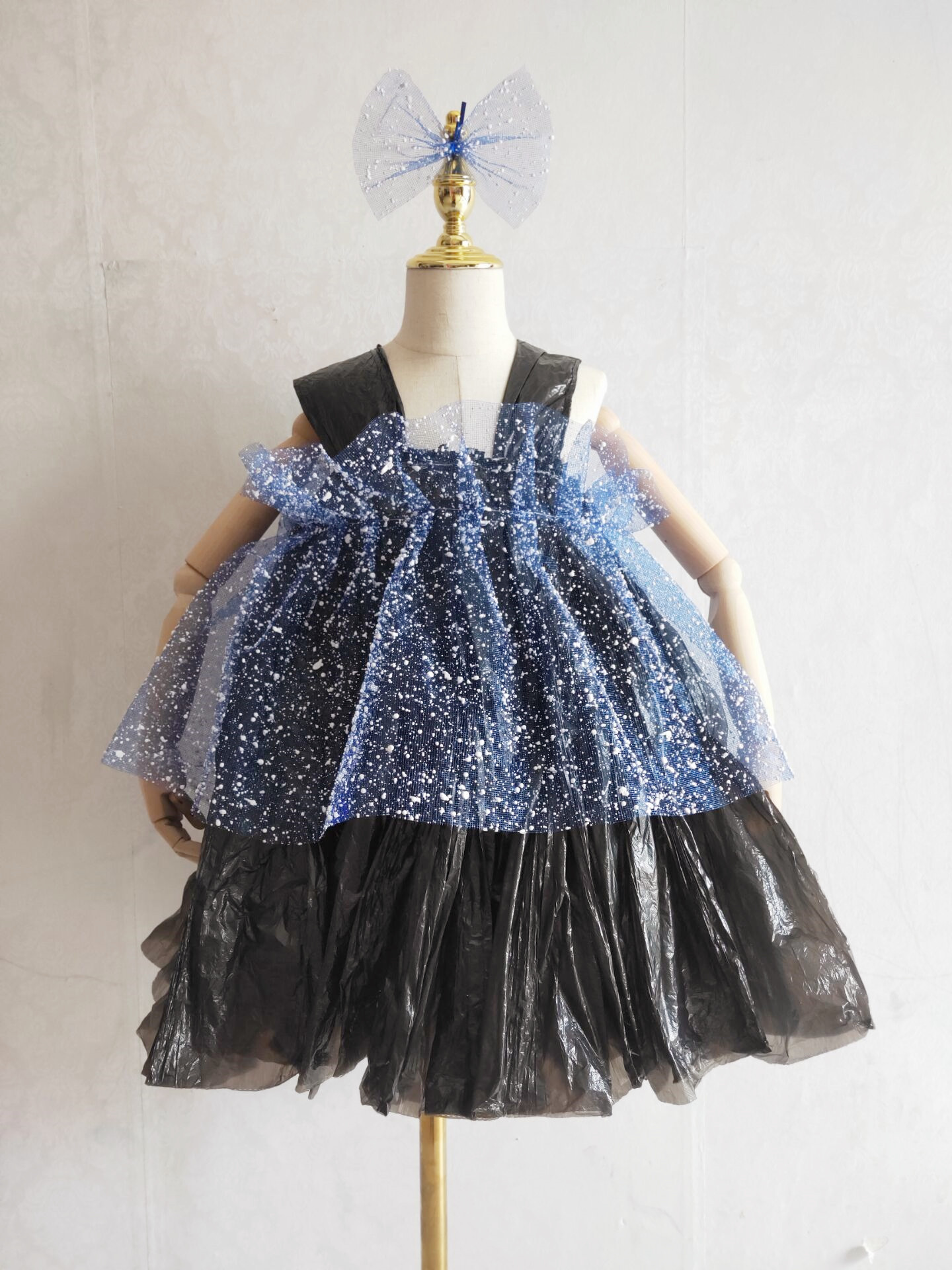 女童塑料袋环保走秀演出服装亲子手工环保作业儿童蓬蓬环保公主裙