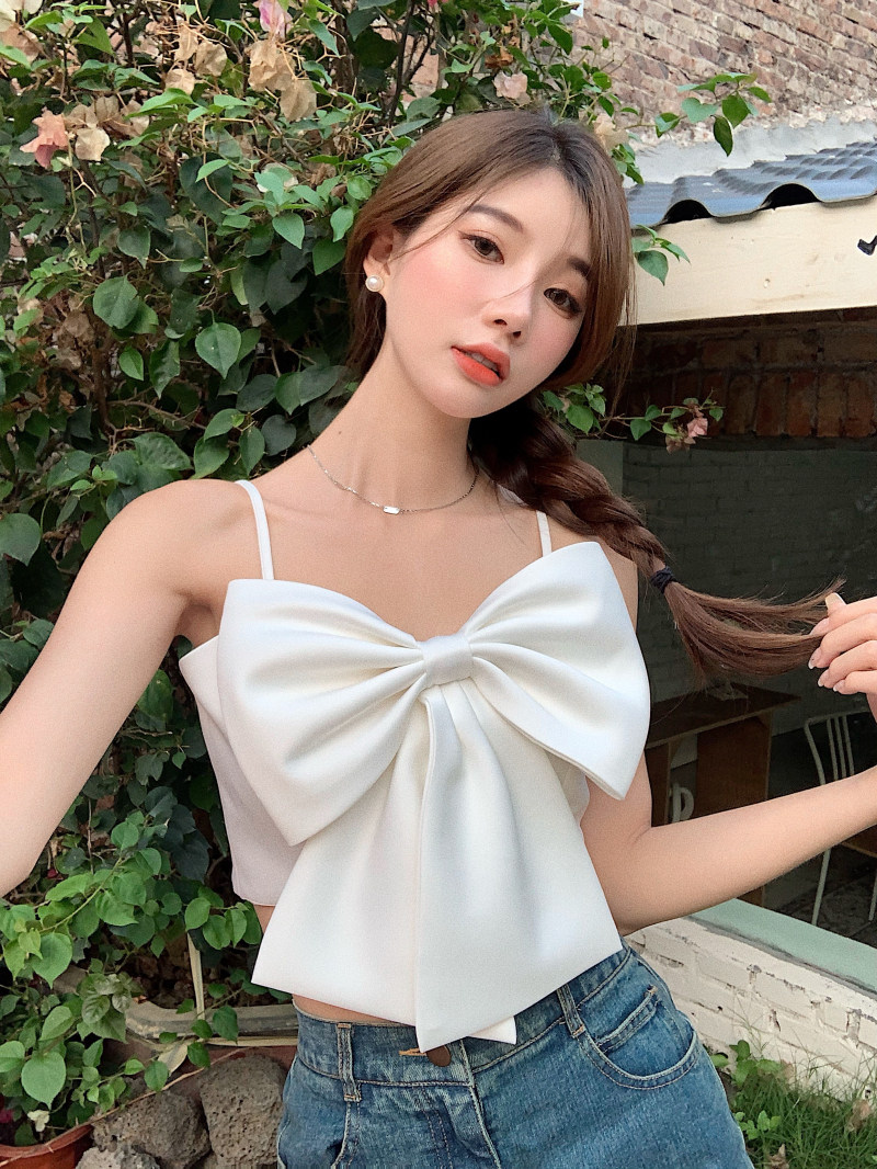 纯欲风蝴蝶结吊带背心设计感小众女夏法系小吊带chic甜辣别致上衣