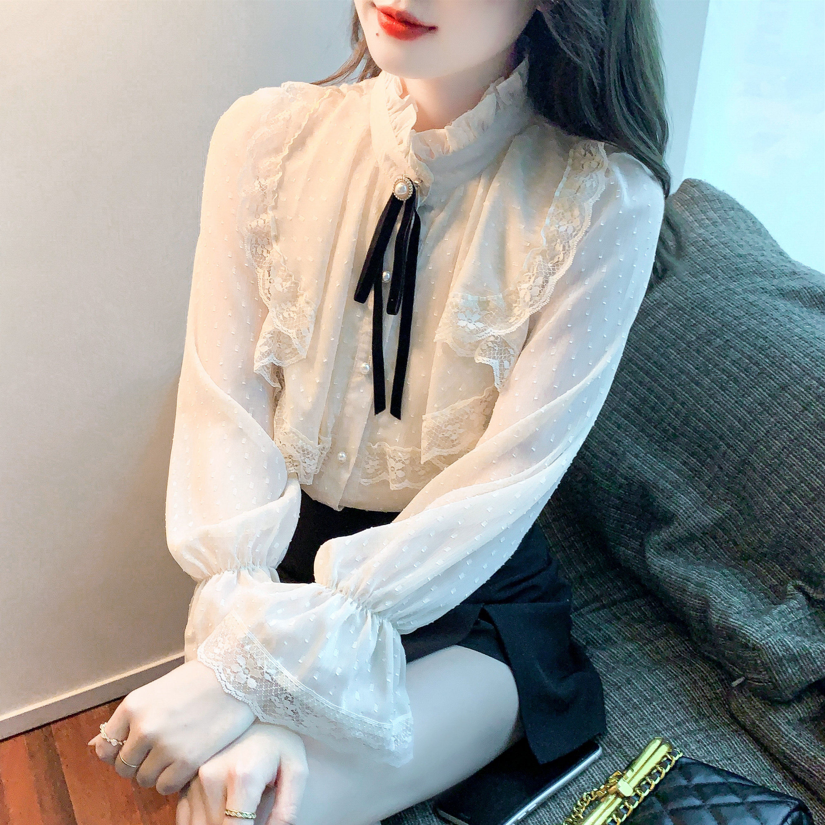 学院风2022春季新款宫廷风蕾丝领衬衫女chic法式复古雪纺衫衬衣潮