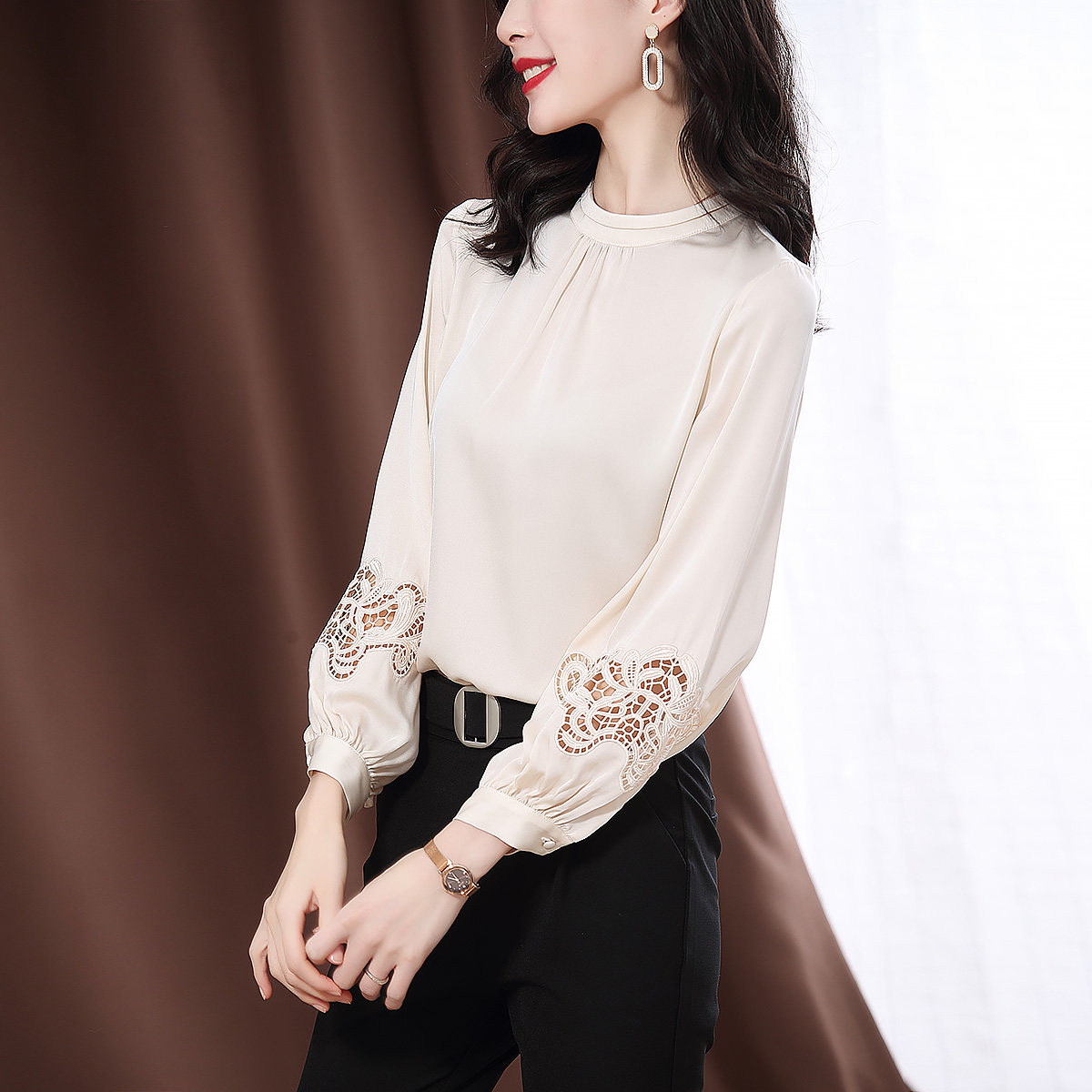 重磅真丝衬衫女长袖2021年春新款杭州镂空缎面白色宽松桑蚕丝上衣