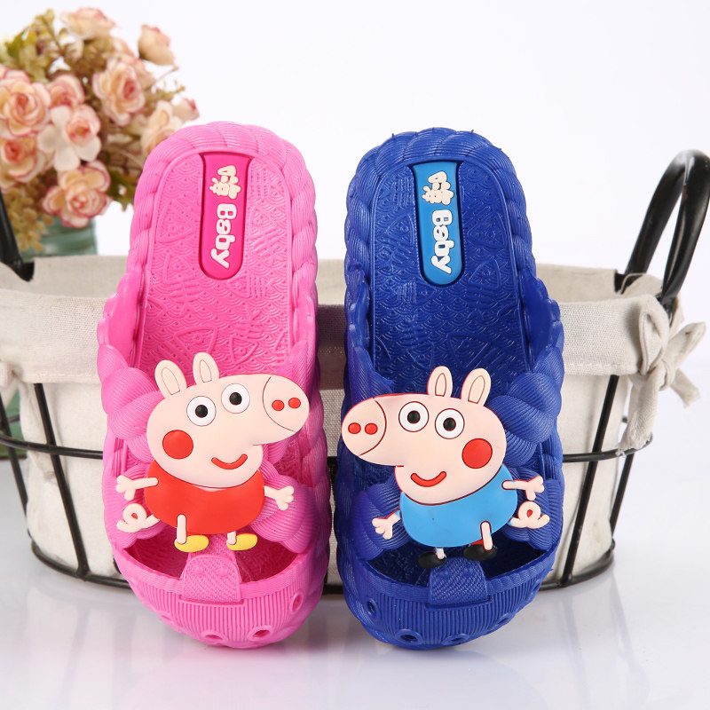 夏季时尚新款儿童凉拖鞋卡通小猪佩奇居家浴室凉拖洞洞鞋