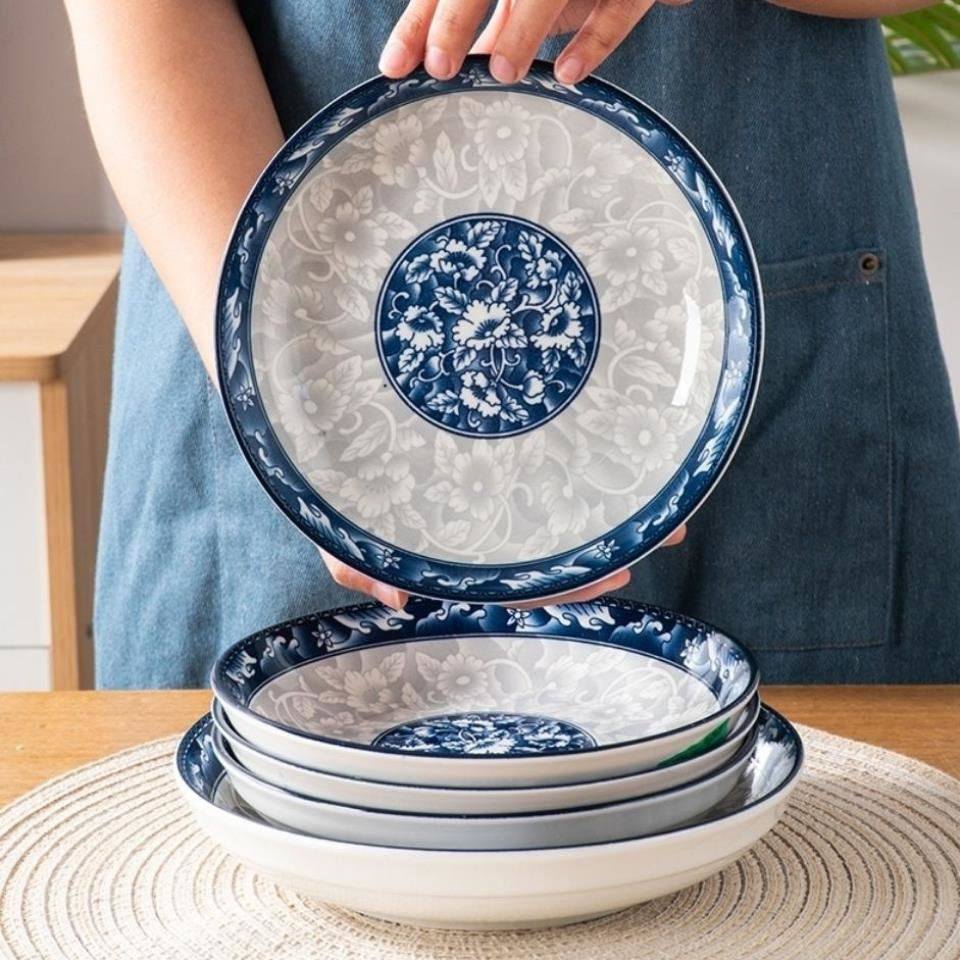 青花瓷盘子家用特价陶瓷套装网红创意菜盘大号饭盘方盘中式盘.