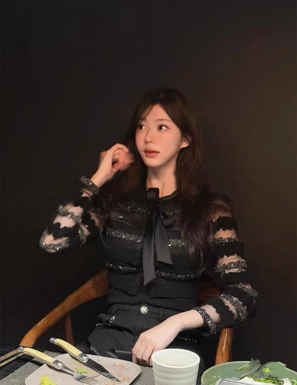 软软～首尔富人区 小众设计师品牌 玻璃般透光镂空质感贵气甜美