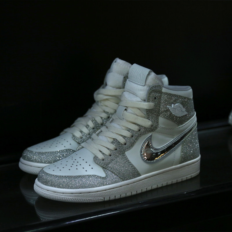 21kcustom球鞋定制aj1爆闪满天星高帮客制换皮银色亮片满钻婚鞋