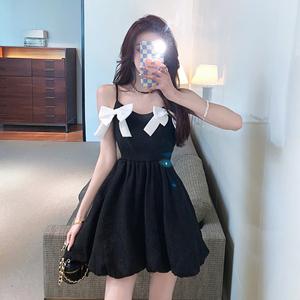 Suspender bud skirt high waist thin puffy skirt dress