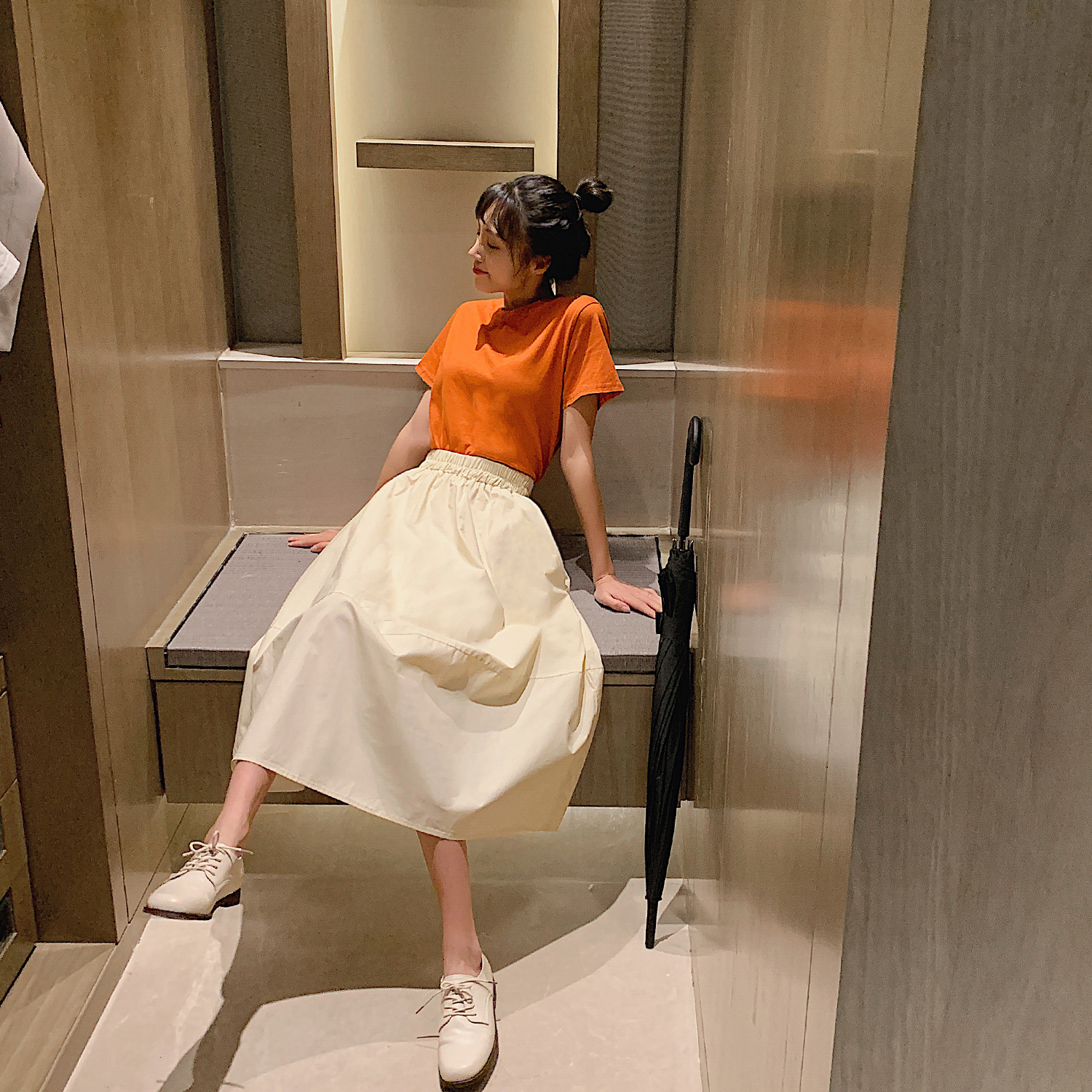 纯色高腰伞裙半身裙女2019新款蓬蓬裙a字显瘦中长款过膝大摆裙子在类目 女装/女士精品, 半身裙中 - 来自Buy2taobao.com提供专业的淘宝代购服务