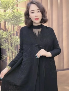 高级感针织冰麻提花外套2023新款中老年妈妈时尚两件套中长款裙子