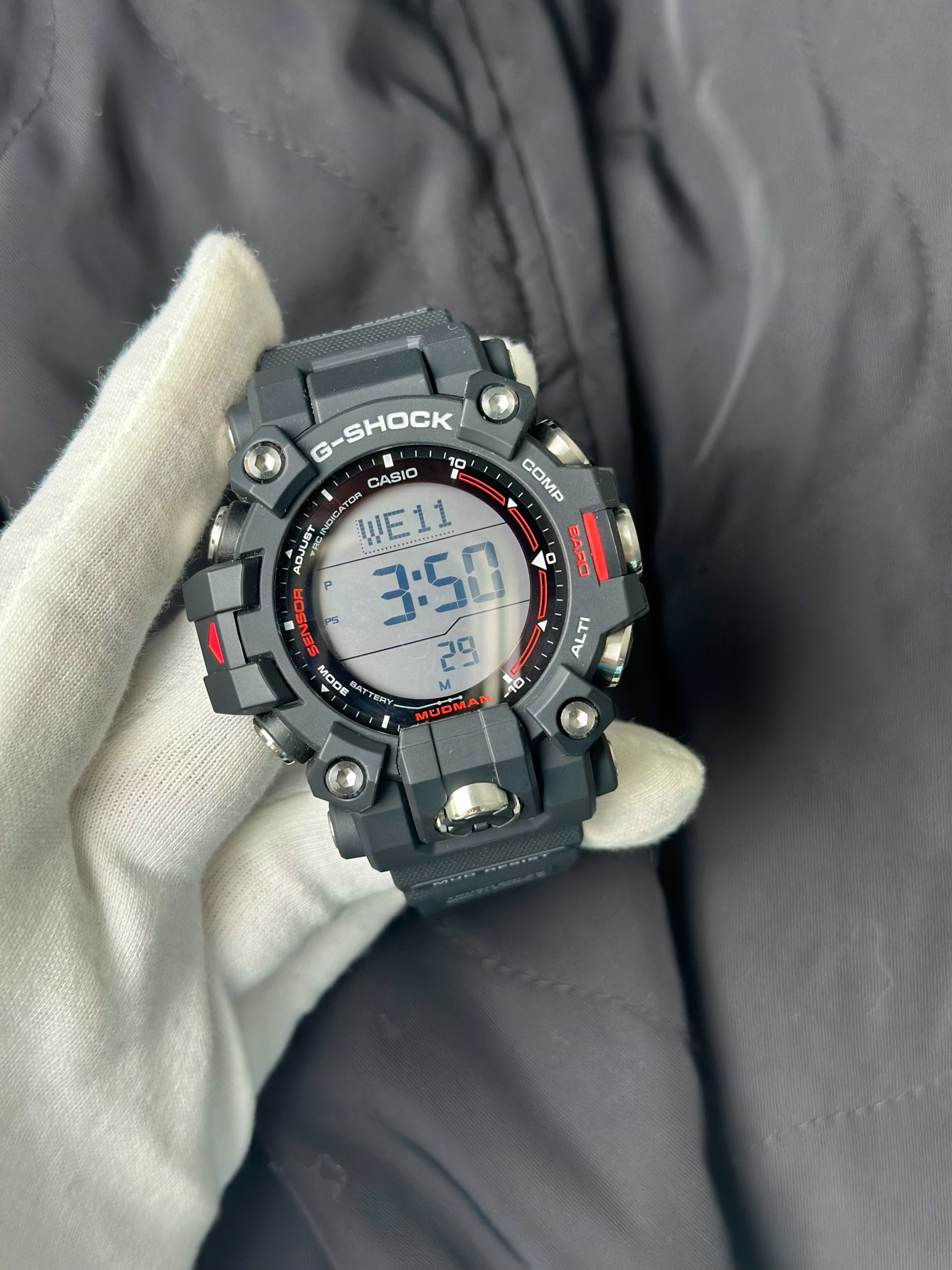 卡西欧G-SHOCK新款泥人太阳能电波气压运动防水手表男GW-9500-1