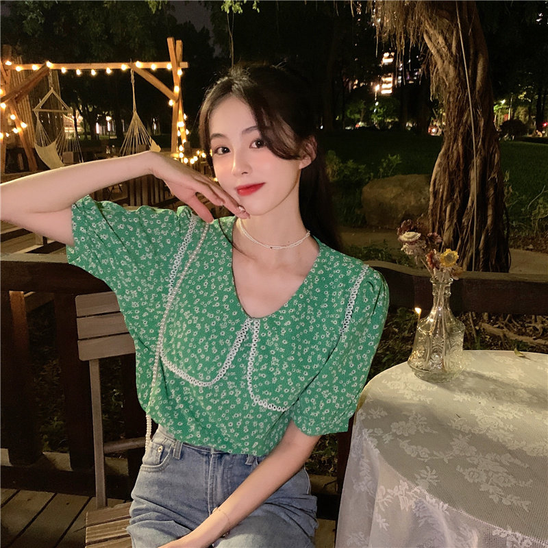 实拍实价 新款韩版宽松碎花甜美可爱娃娃领雪纺短袖衬衫女