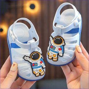 宝宝凉鞋2024新款儿童小孩塑料踩水鞋子夏季防滑婴幼儿2一3岁男童