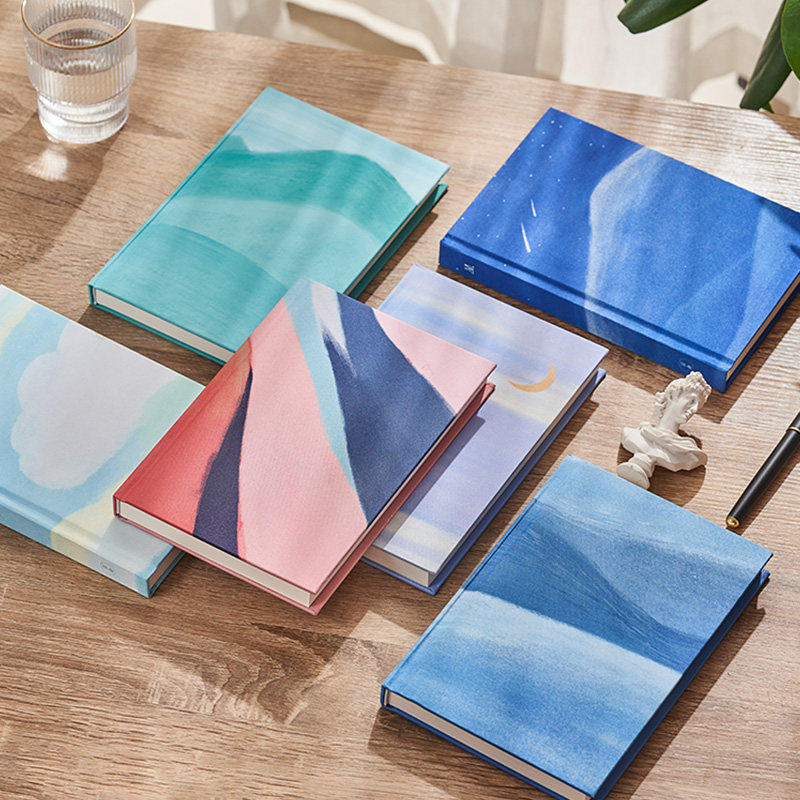 文艺记事本创意插画日记本节日生日礼物网红手帐本唯美万物旅行本子