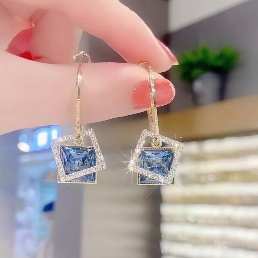 韩国时尚气质镂空几何蓝色水晶耳环新