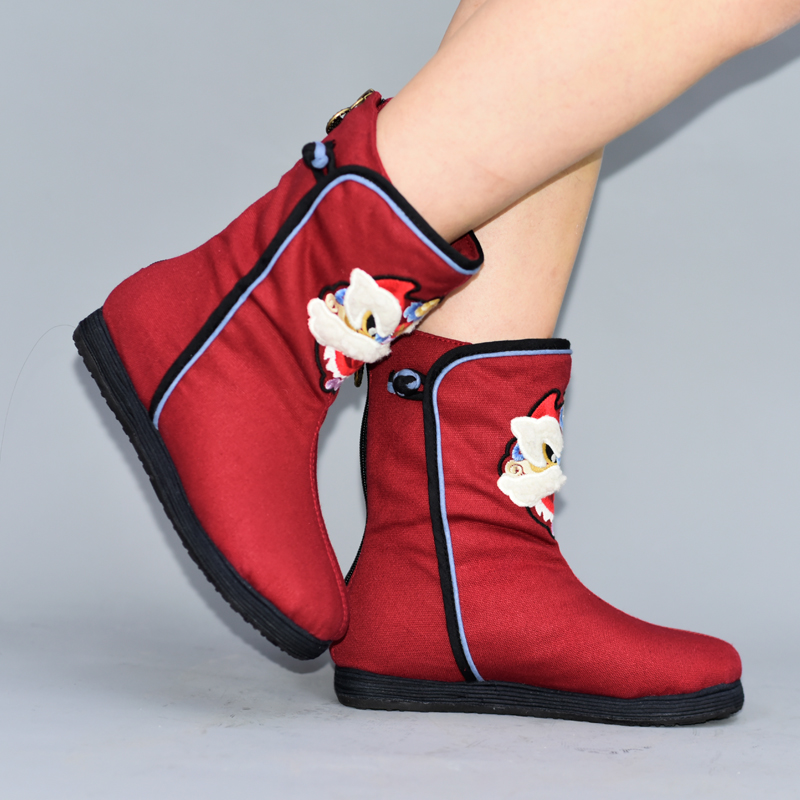 汉舞冬季民族风绣花短靴布靴加绒棉靴老北京布鞋千层底女鞋虎妞