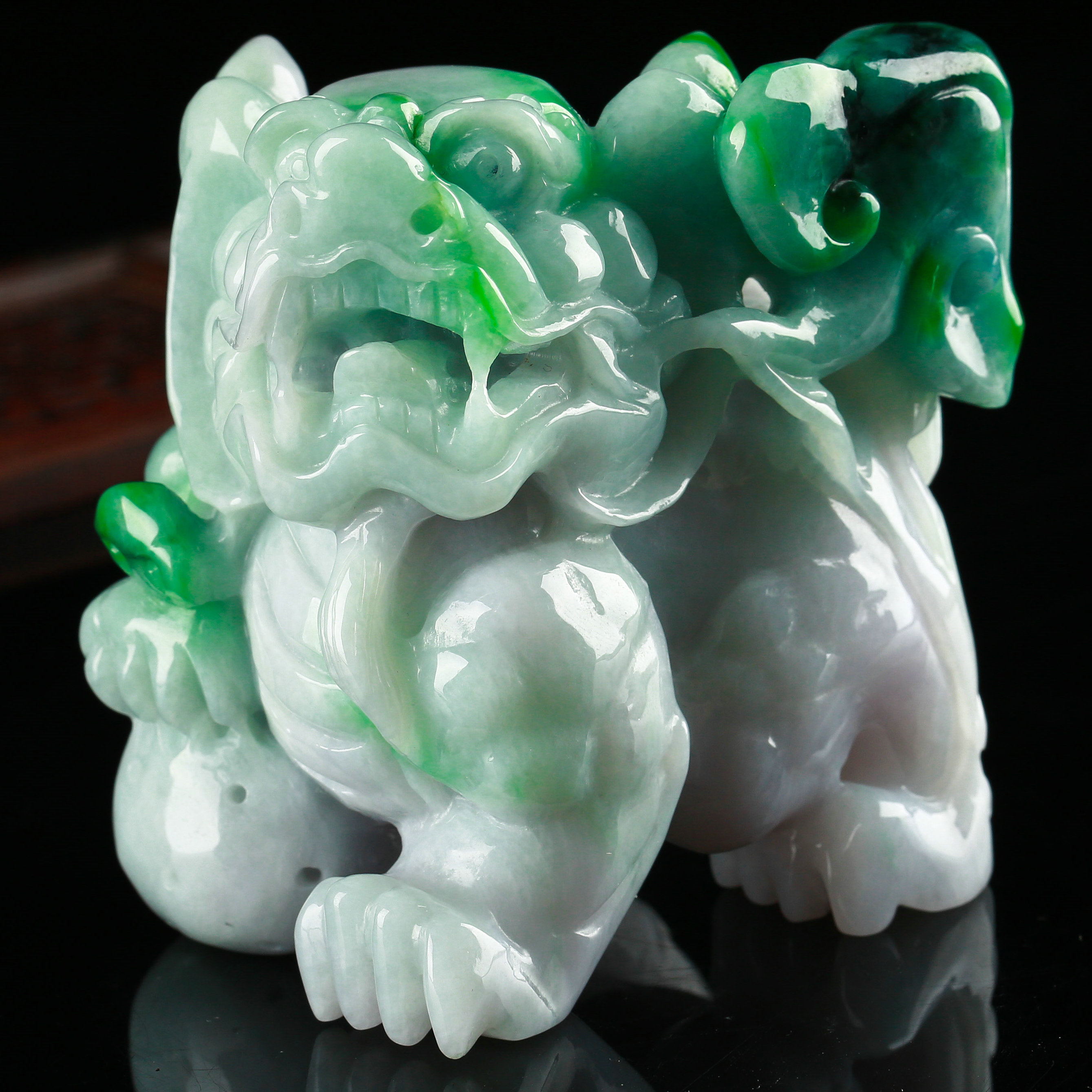 大件厚装细糯种飘绿貔貅摆件 0.41kg