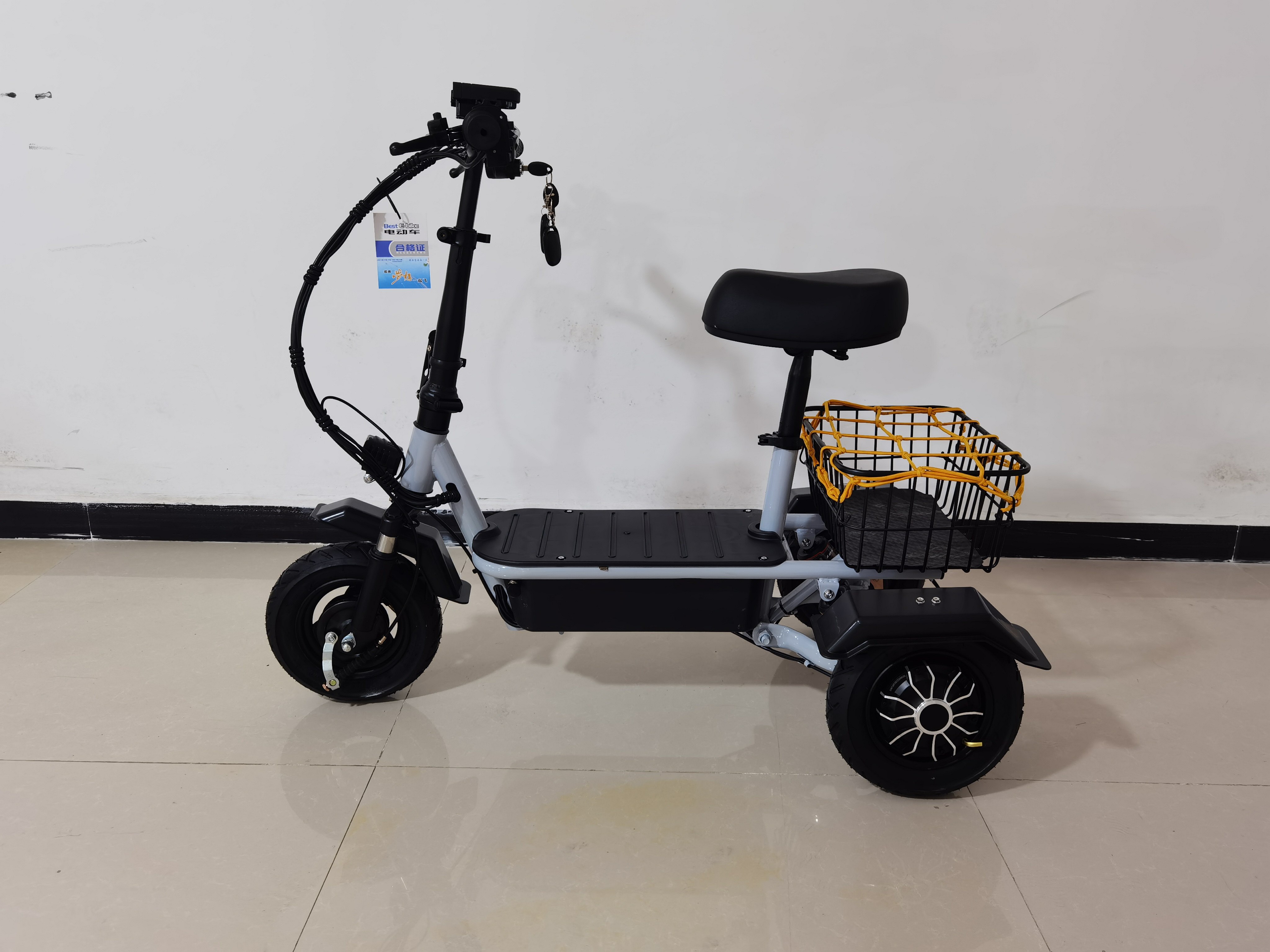 【本店热销】迈特维奇锂电三轮车 小型折叠三轮 电动车 老年三轮