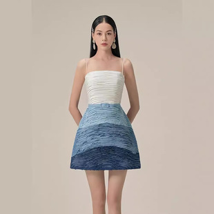 越南设计师新款气质性感牛仔渐变蓝色吊带抹胸连衣裙