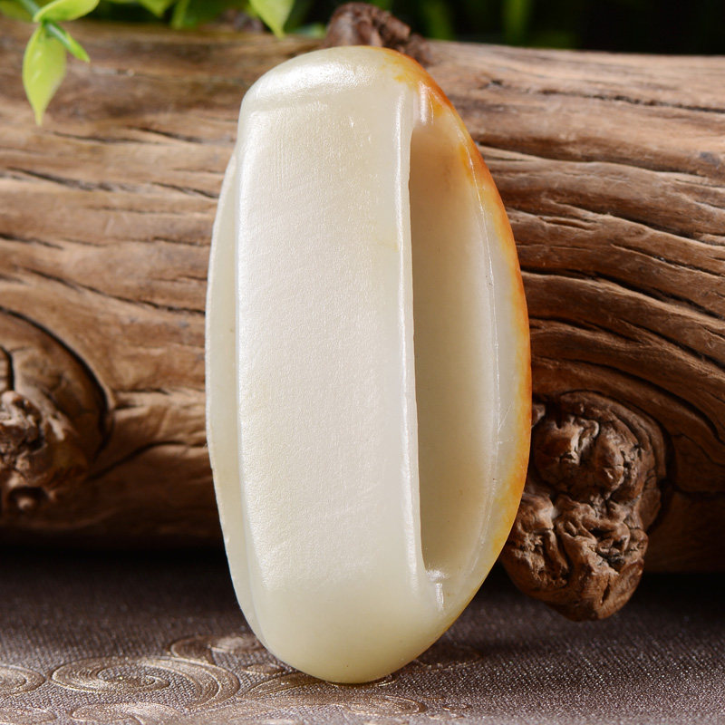 【驻红却白】和田玉绝美红皮皮带扣 86.86克