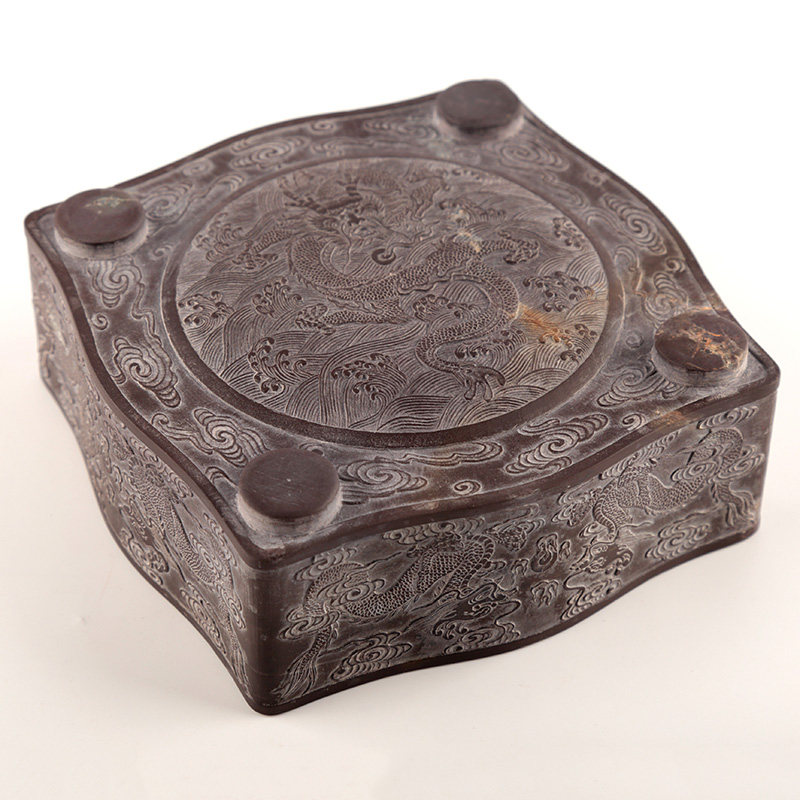 高级工艺美术师 王立霞作品 坑仔岩《九龙》砚