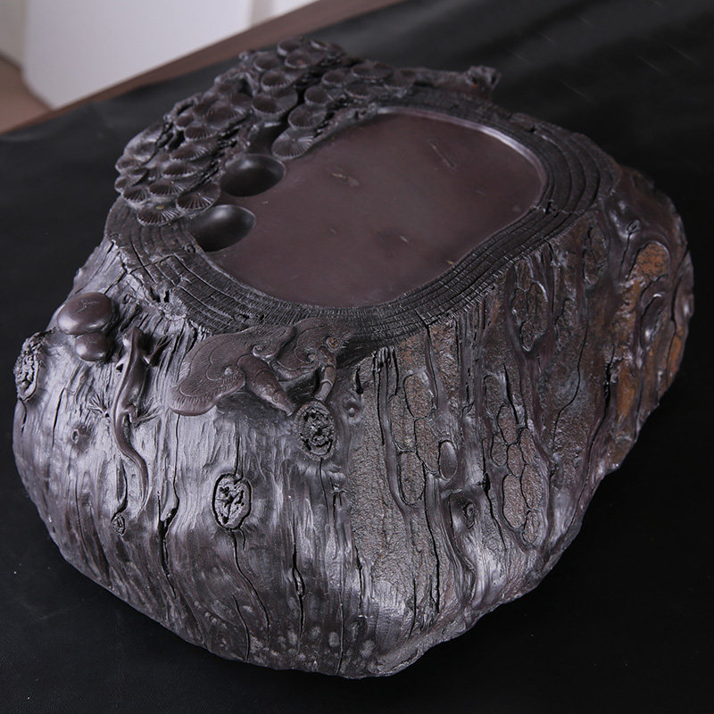 端砚泰斗亚太地区手工艺大师 黎铿作品 《松风》砚