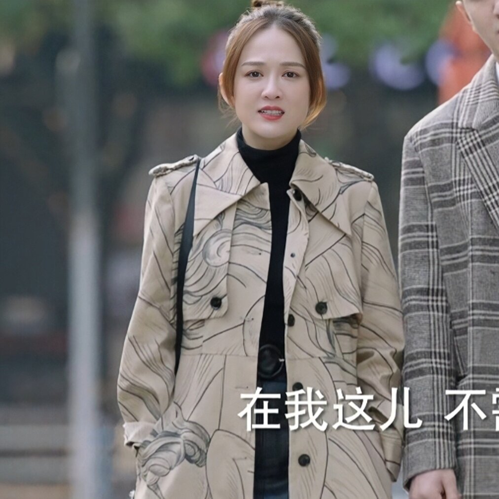 原版遇见璀璨的你陈乔恩独孤若男同款风衣外套拼接印花女衣服潮
