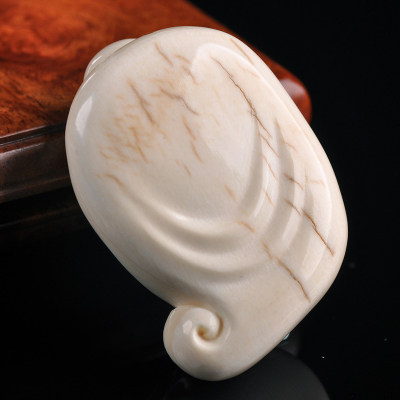 【义拍】笑口常开猛犸象牙吊坠 佛法加持