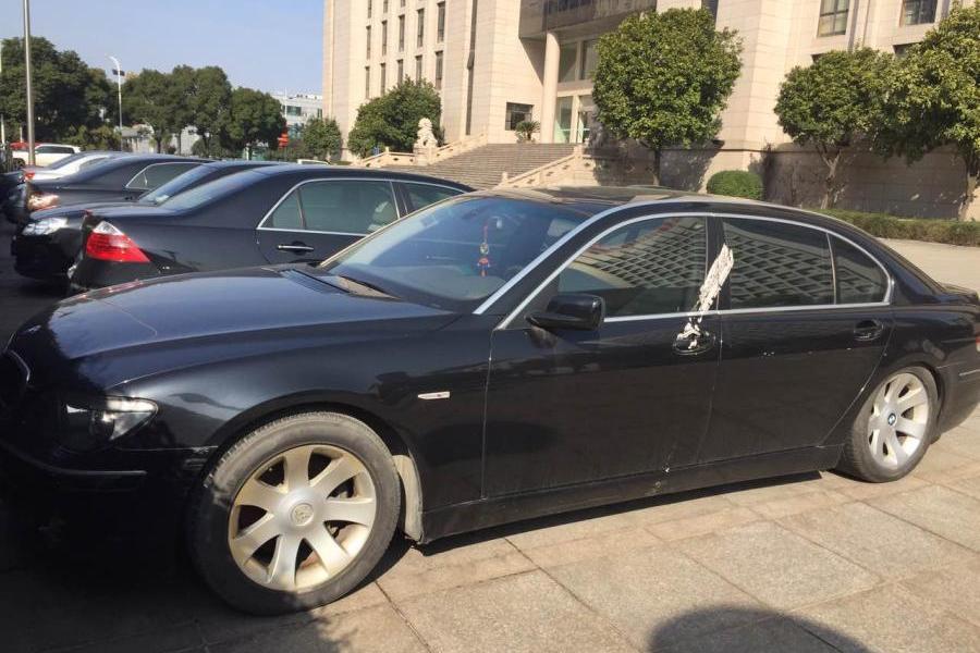 【第二次拍卖】宝马wbahn810x6d型小型轿车一辆