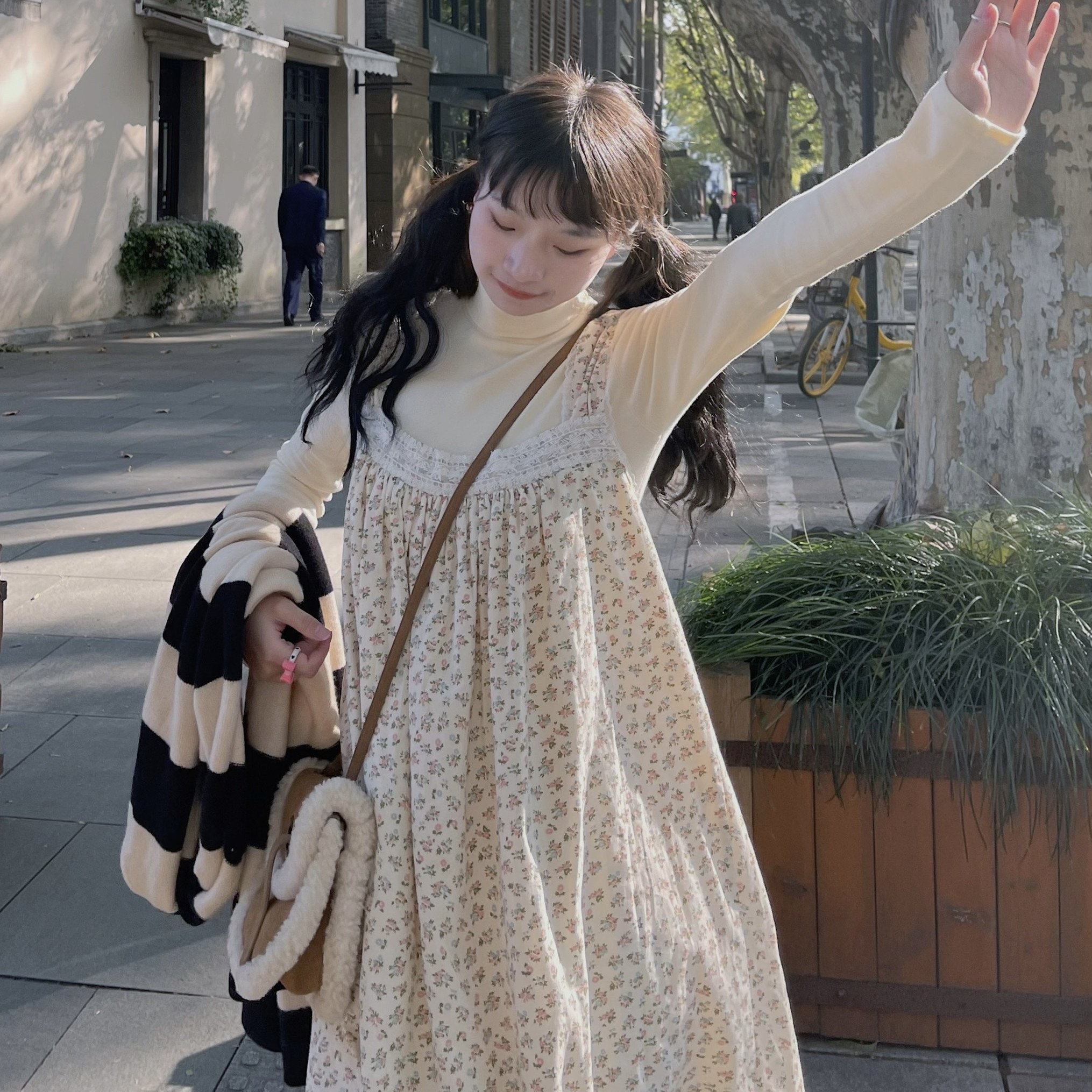 krismerryland春秋百搭外穿内搭背带背心裙长裙宽松碎花连衣裙女